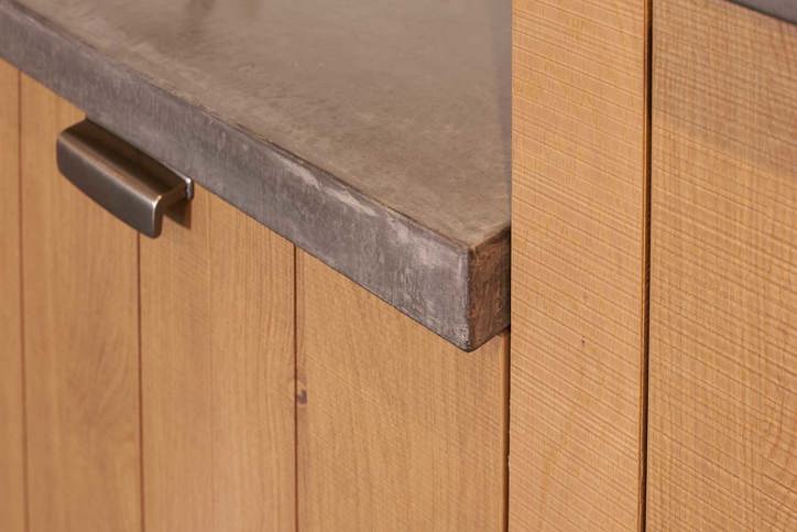 Betonnen aanrechtblad is prachtig in de moderne keuken. pelma