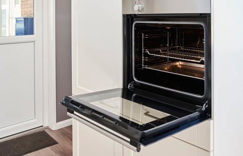 Tijdloze keuken Axel, oven op ooghoogte
