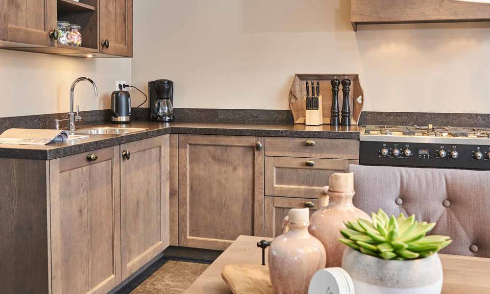 Landelijke houten keuken Krabbendijke